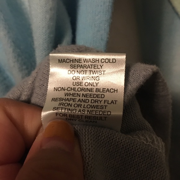 Theo & Spence Tie-Dye V-Neck Drawstring Hoodie - Picture 6 of 10